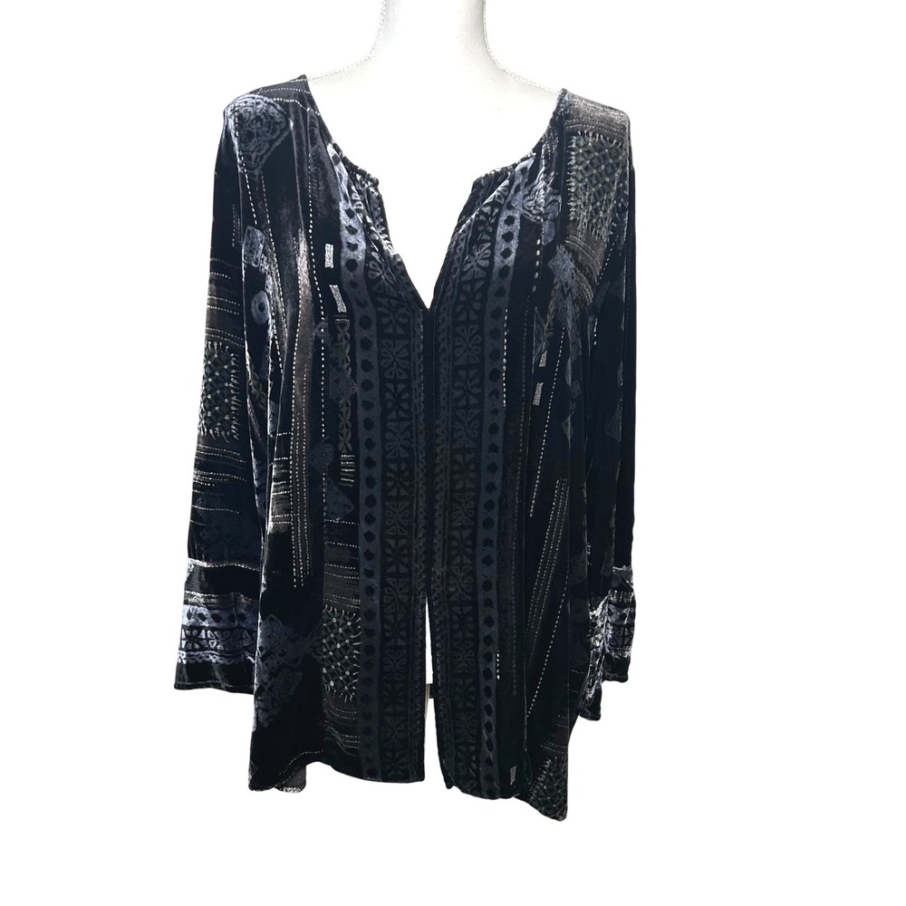 Chico's Women Velvet Tunic Black  Silk Blend Geometric 3/4 sleeve  Size 3 XL